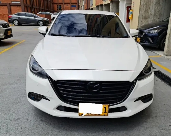 Mazda 3 2.0 Touring