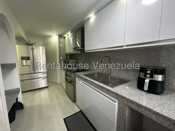 Oportunidad Alquiler De Apartamento Amoblado En El Paraíso - Mls #25-23884 - Jca