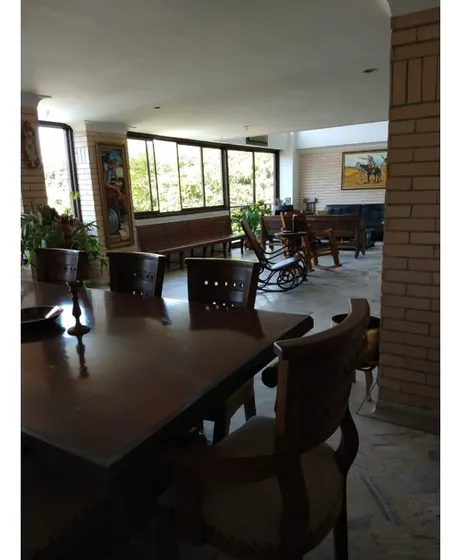 Venta Apartamento De 220mtrs2 En Bella Suiza, Oeste De Cali 8423.