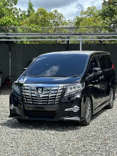 Toyota Alphard Ejecutivo Vip