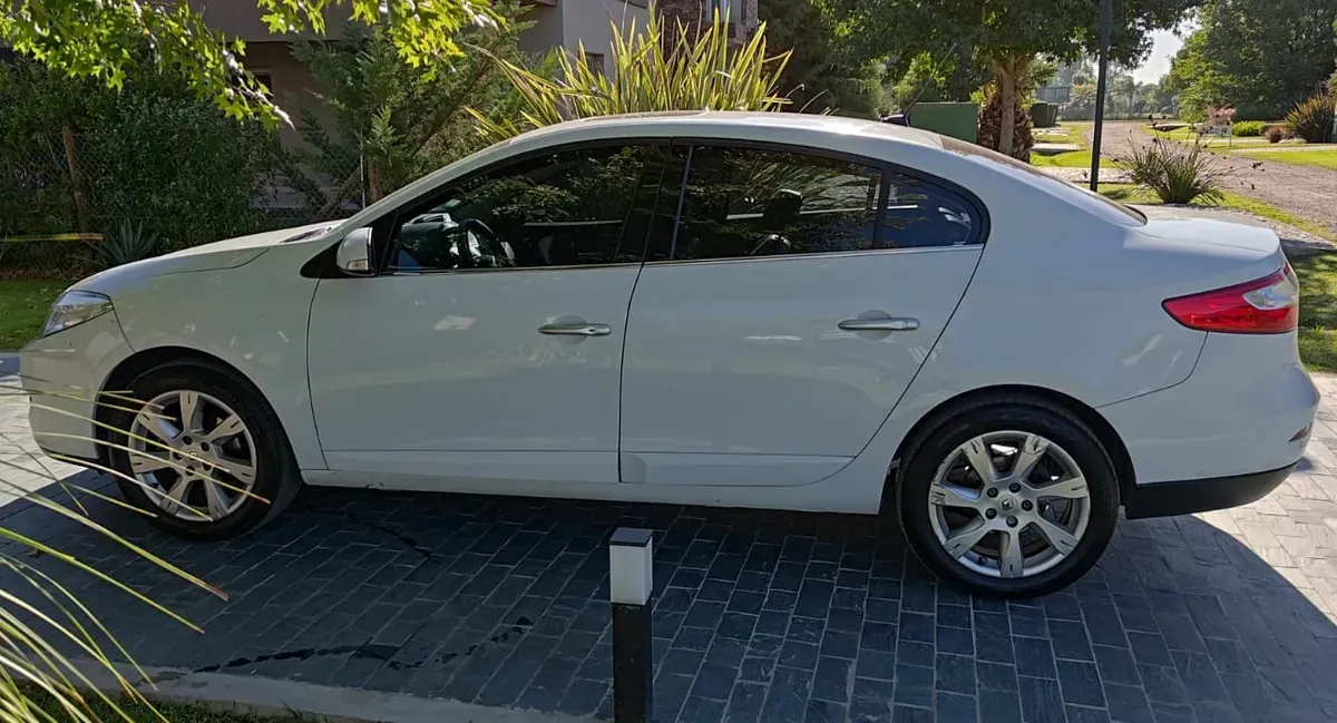 Renault Fluence 2.0 Privilege Mt526194509706045448