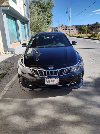 Kia Optima 2.0 L Turbo Gdi Sxl At