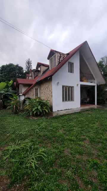 Terreno Con Dos Casas En Las Morochas San Diegl