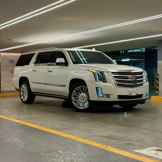 Cadillac Escalade Esv 6.2 Premium 8 Pasajeros At