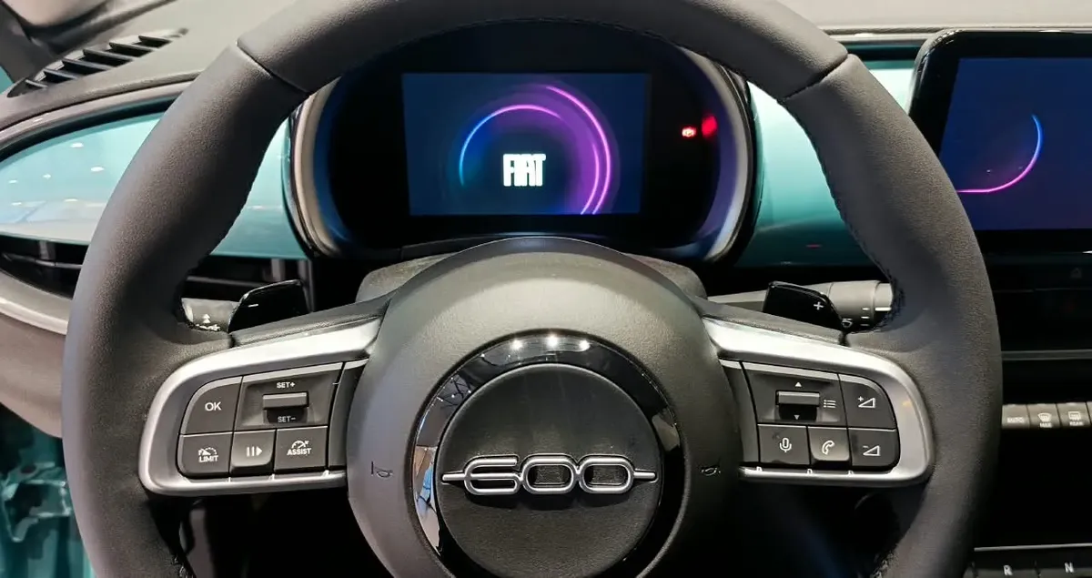 Fiat 600 hybrid 1.2 E-Dct5689935442700083210