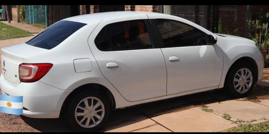 Renault Logan 1.6 Expression 85cv65675493753987121