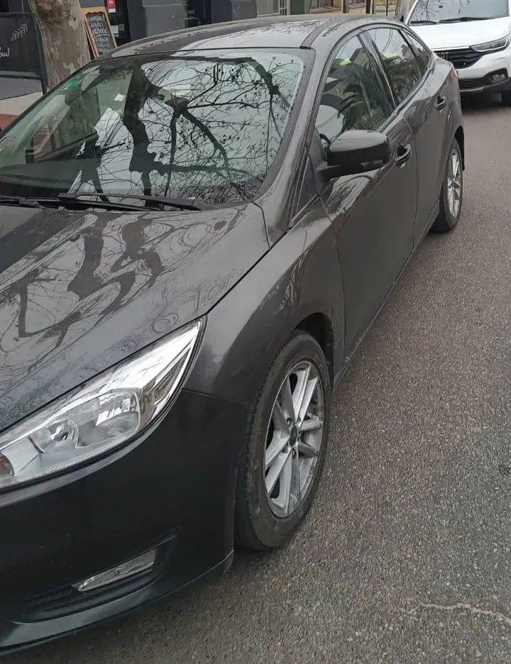 Ford Focus III 1.6 Sedan S
