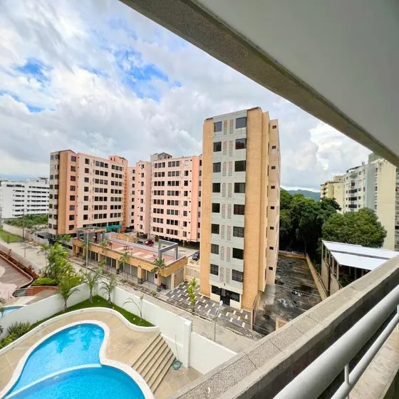 Lujoso Apartamento Ubicado En Conjunto Residencial Valle Blanco, Municipio Valencia.  