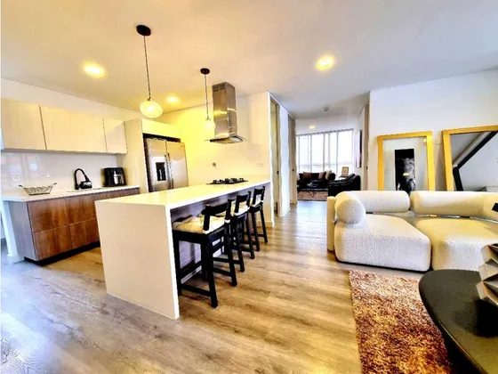 Venta Apartamento Sector El Tesoro. Medellín