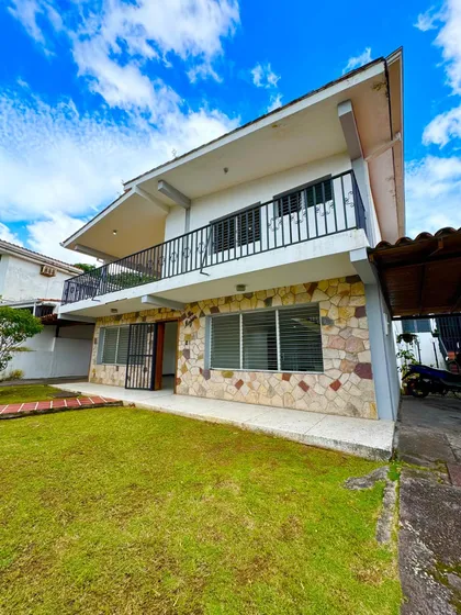 Moc Casa En Venta En La Av Carabobo 