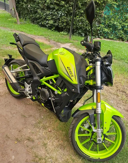 Benelli 251 S Nueva