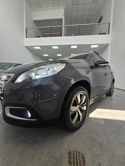 Peugeot 2008 1.6 Feline