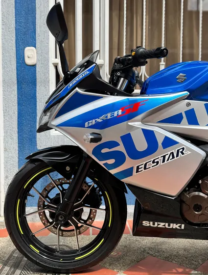 Suzuki Gixxer Sf 2024