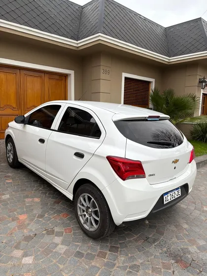 Chevrolet Onix 1.4 Lt 98cv