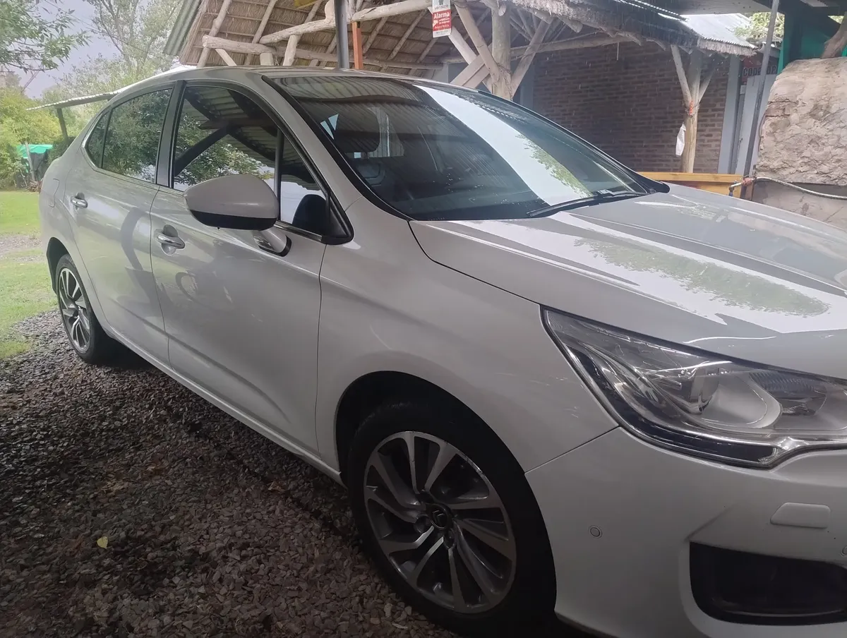 Citroën C4 Lounge 1.6 Thp 165 At6 Shine65704346861057120