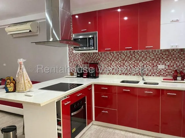 Hermoso Apartamento En Alquiler En Playa Grande 