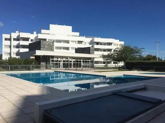 Complejo Con Seguridad - 2 Dorm - Balcón - Terraza Con Pileta - 2 Cocheras - Venta - Departamento