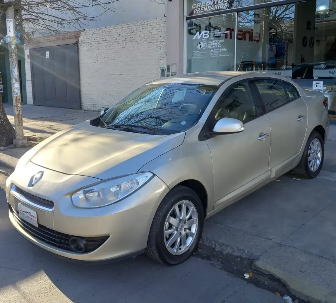 Renault Fluence 2.0 Dynamique