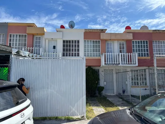 Venta De Casa En Los Héroes Puebla