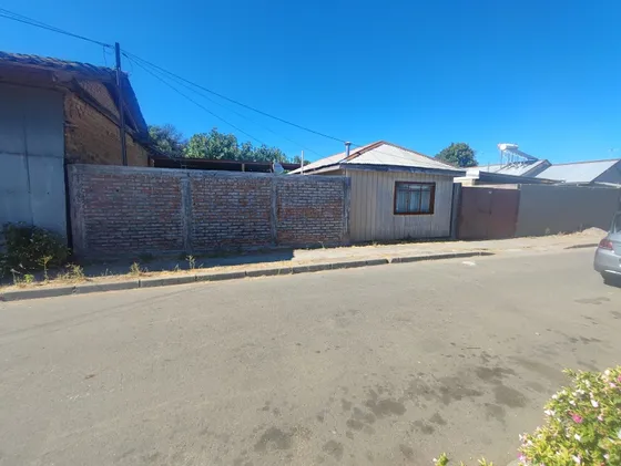 Casa Galpón Terreno 17x17 A 150 Mt Del Supermercado Unimarc 