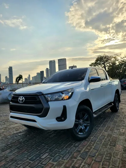 Toyota Hilux 2.4l
