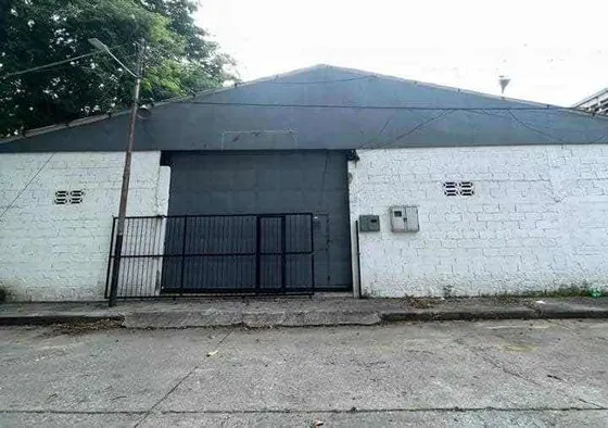 Galpón En Alquiler En La Av Bolívar Norte (am)