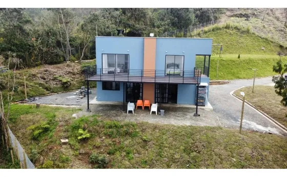 Vencambio Casa Finca En Envigado, Vereda La Miel