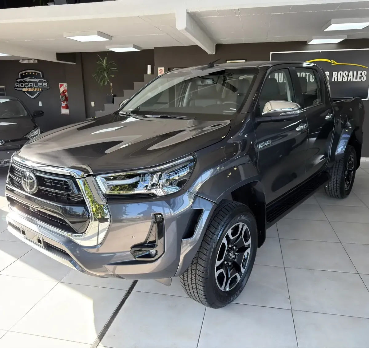 Toyota Hilux SRX