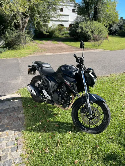 Yamaha Fz25 Negra Mate Año 2019 Único Dueño