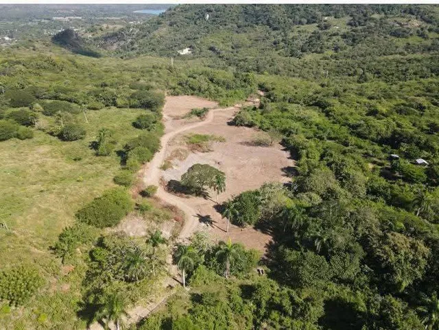 Magnifica Finca Con Amplio Terreno Ubicada En Mao, Valverde.