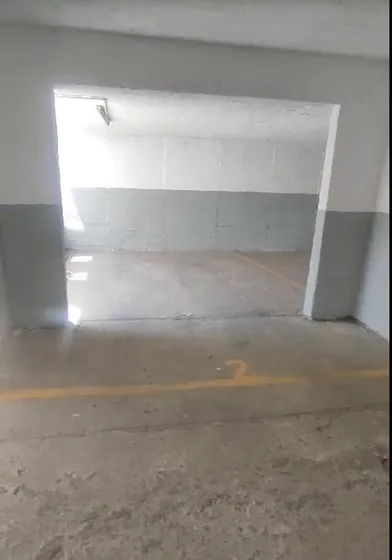Estacionamiento Cubierto Calle Suecia 686
