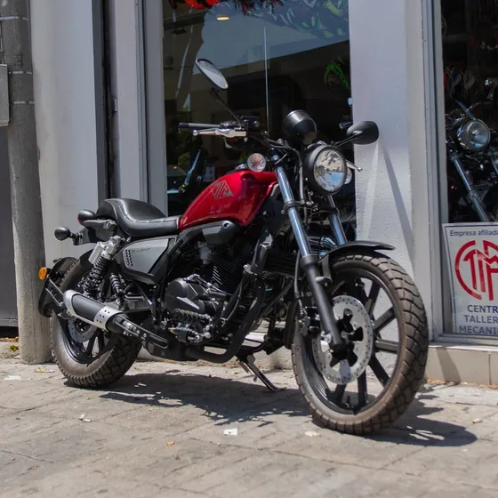Keeway K-light 202 - Tomamos Tu Moto Usada - Garantía