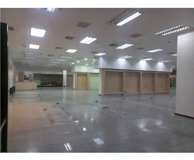Alquiler Local Comercial En La Candelaria, Caracas, Bv
