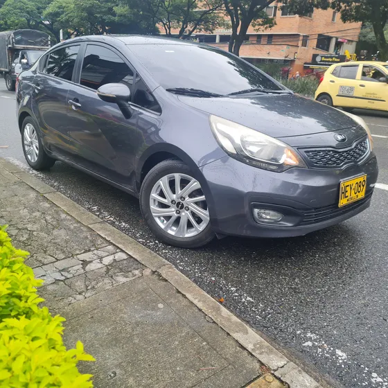 Kia Rio 1.250.sedan .mecanico