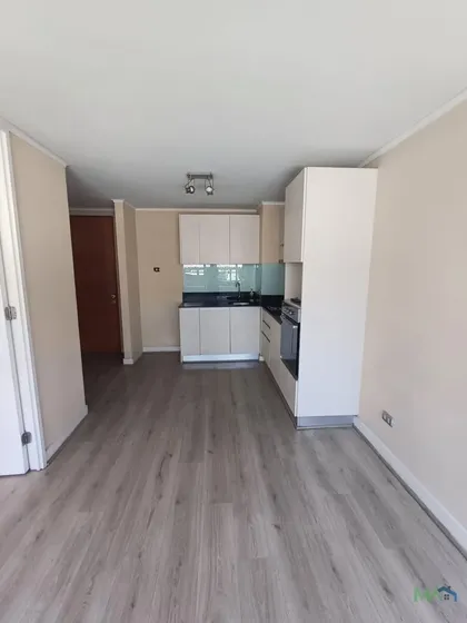Departamento En Santa Victoria, Santiago Centro | Estacionam