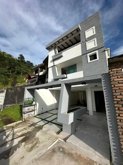 Lh Casa En Venta Urbanización Colinas De Pirineos 