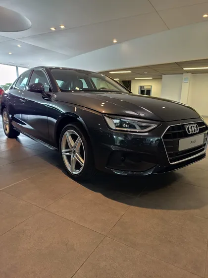 Audi A4 2.0 40 Tfsi Front
