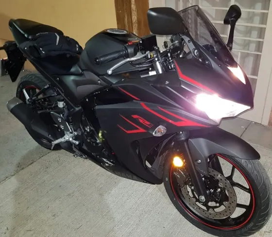 Moto De Pista Yamaha R3 (321cm3) Con Solo 2360km Reales!