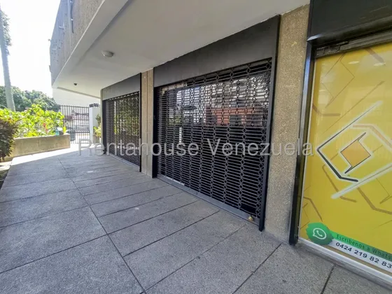 Local Comercial De 73 M² A Pie De Calle En Av. Andrés Bello De Los Caobos