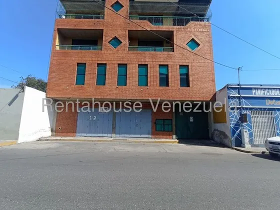 Norgelin Diaz Alquila Local Comercial En El Manteco Centro De Barquisimeto Cod.25-17052 