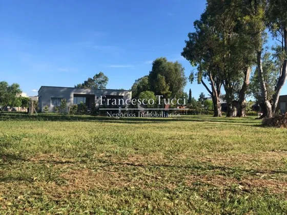 Lote Interno En Esquina En Venta Barrio Santa Emilia