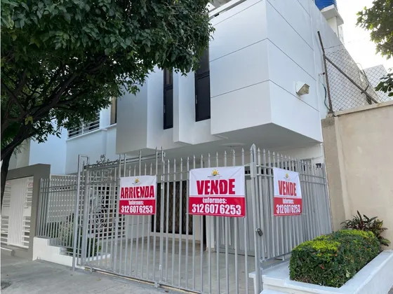 Venta De Casa En Bavaria  Santa Marta
