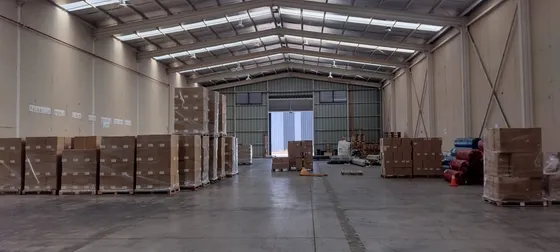 Arriendo, Centro De Bodegaje En Noviciado, Icb-10.