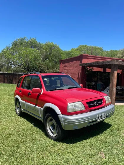 Suzuki Grand Vitara 2.0 Mt