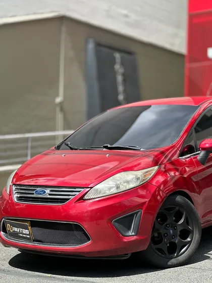 Ford Fiesta 1.6 Se Automático