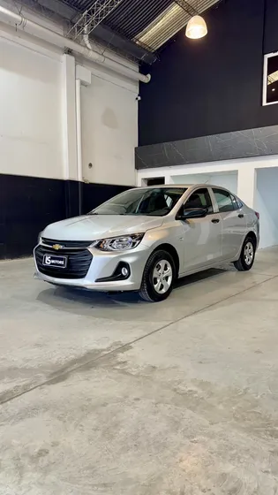 Chevrolet Onix Plus 1.2