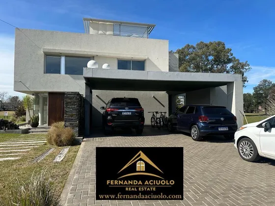 Hermosa Casa En El Country Venado 1 Con Vista Al Golf
