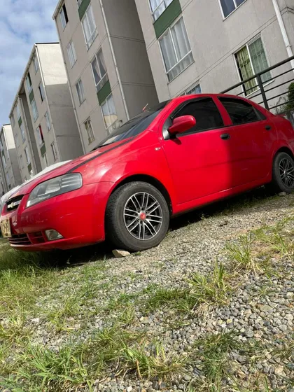 Chevrolet Aveo 1.6 Five