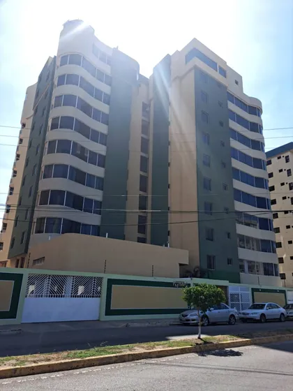 Se Vende Amplio Apto De 150 M2 Residencias Kynaki, Lechería 