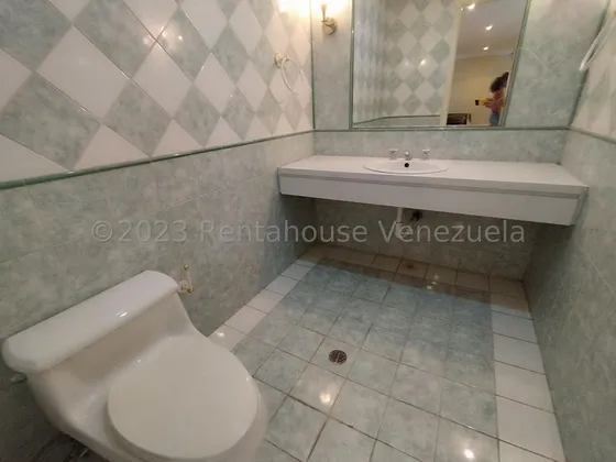 La Floresta, Caracas Mls #23-28940